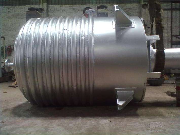 Outer coil stainless steel reaction pot